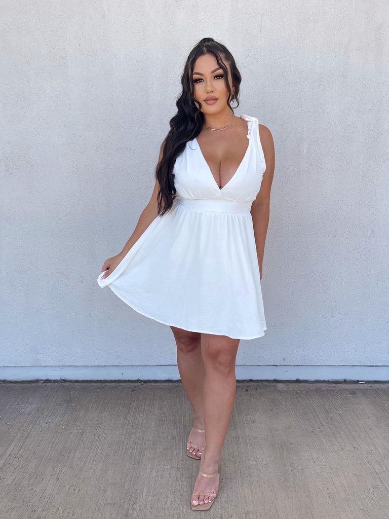 Kaylee Dress (White)